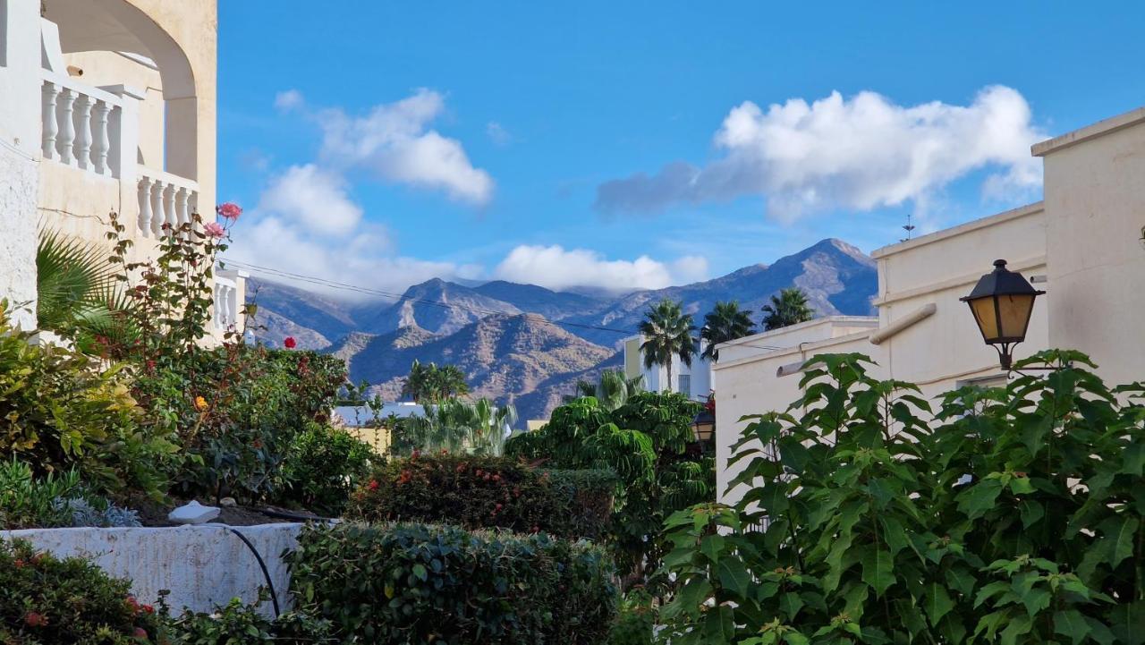 Stilfullt Semesterhus Naera Pool Och Strand. Nerja Exterior foto